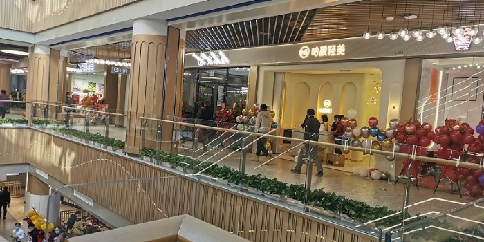 要定制鋁單板找什么樣的鋁單板廠家靠譜，中滬世業(yè)帶你必坑